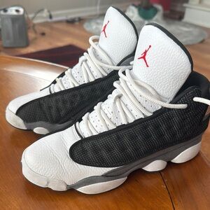 Air Jordan 13 Retro White/Black Sneakers